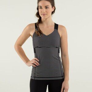 Lululemon Push Your Limits Tank top / workout shirt w/ bra black & white striped